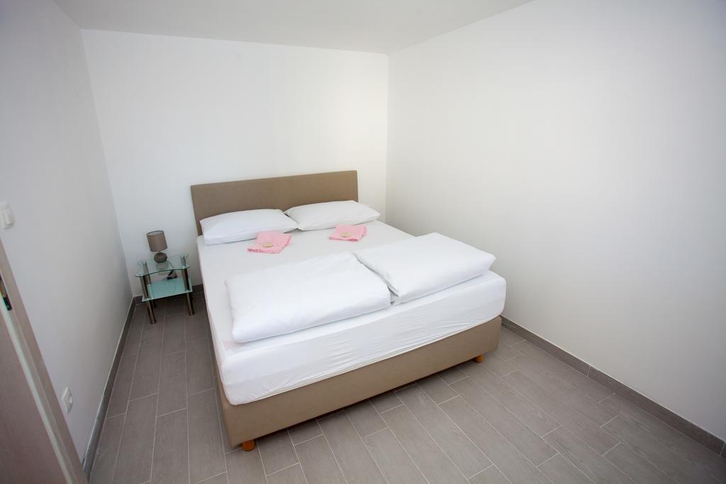 Apartments Marly Trogir Ngoại thất bức ảnh